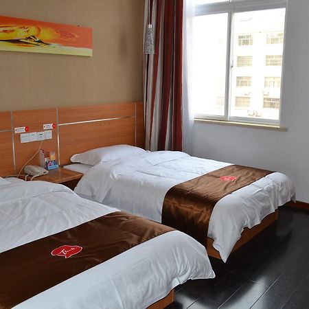 Thank Inn Chain Hotel Zibo Road Dongying Exterior photo